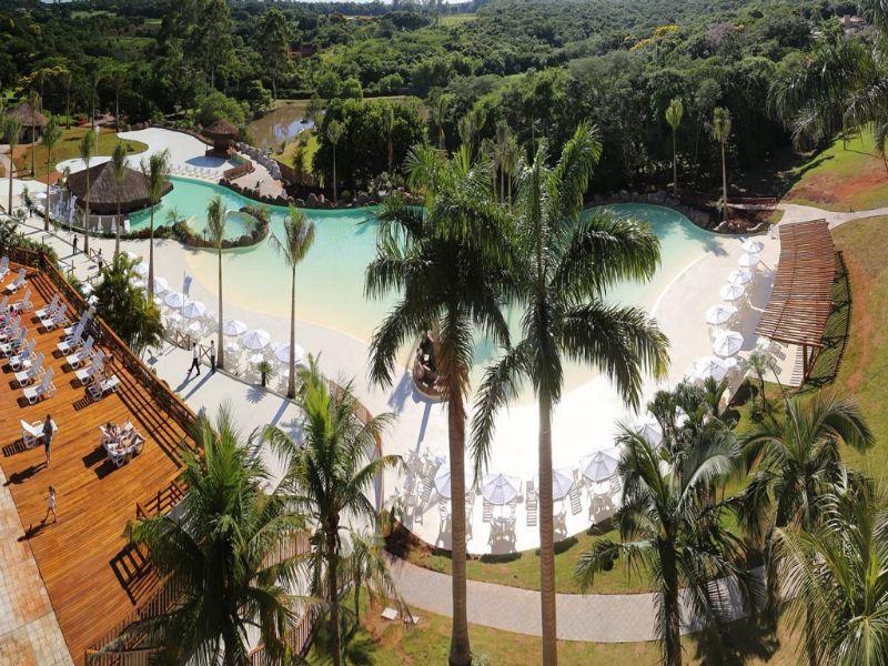 Mabu Thermas Grand Resort Foz do Iguaçu Exterior foto The artificial lagoon at the EcoPark